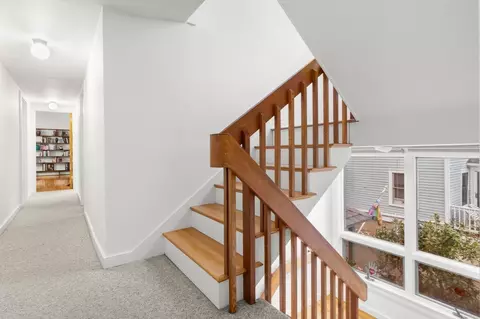 Entry Way - 17 Sutton Ave, Salem, MA 01970 photo 4 of 4