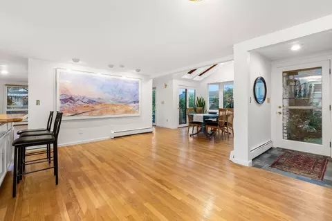 Entry Way - 17 Sutton Ave, Salem, MA 01970 photo 1 of 4