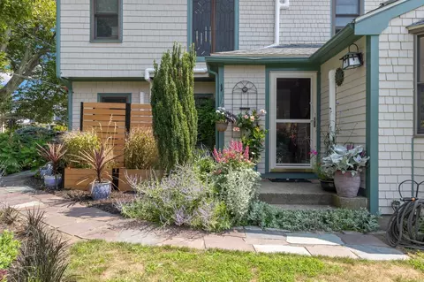 Exterior - 17 Sutton Ave, Salem, MA 01970 photo 8 of 10