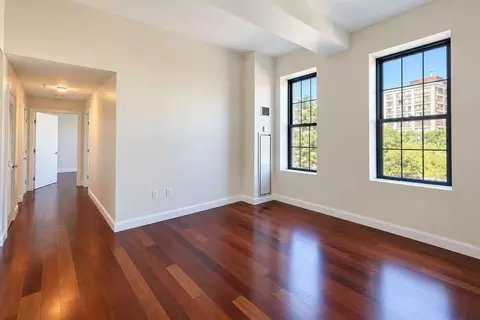 150 Cambridge St #211, Cambridge, MA 02141