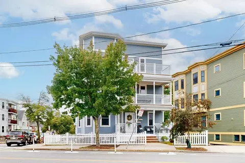 104 Holland St #1, Somerville, MA 02144