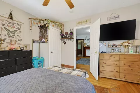 Bedroom - 1550-1552 Main St, Worcester, MA 01603 photo 2 of 11