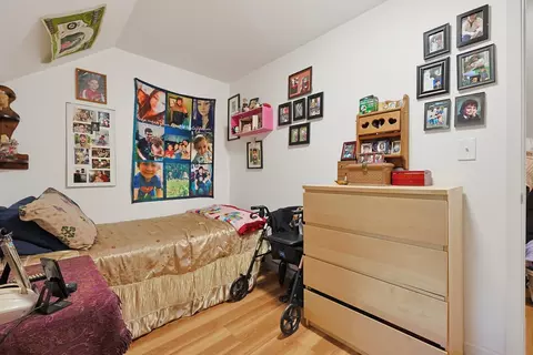 Bedroom - 1550-1552 Main St, Worcester, MA 01603 photo 9 of 11