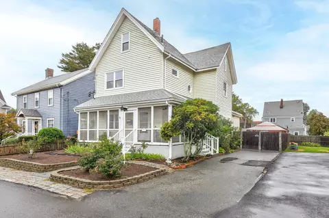 16 North Ave, Winthrop, MA 02152