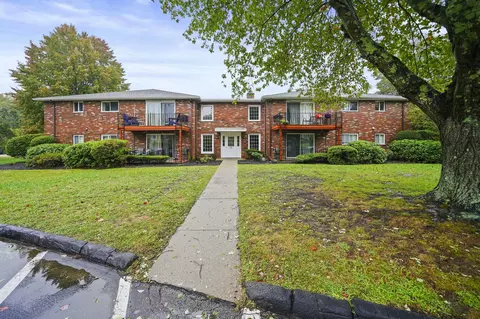 95 Fountain Ln #3, Weymouth, MA 02190
