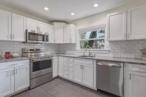 Kitchen - 34 Skyridge Ln, Springfield, MA 01128 photo 1 of 3