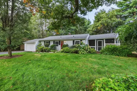 Exterior - 34 Skyridge Ln, Springfield, MA 01128 photo 2 of 12