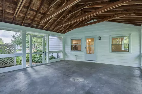 Exterior - 34 Skyridge Ln, Springfield, MA 01128 photo 6 of 12