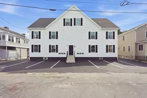 4 Phelps Ave, Westfield, MA 01085