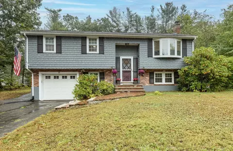 191 Cynthia Dr, Raynham, MA 02767