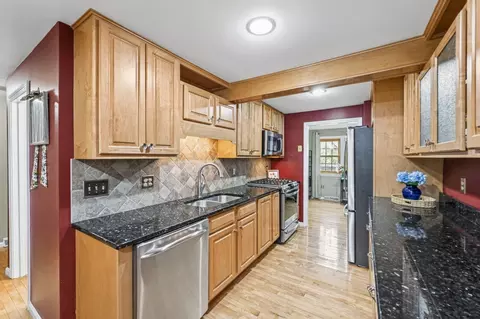 30 Apache Way #30, Tewksbury, MA 01876