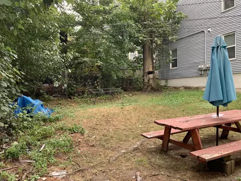 Exterior - 4 Mott St, Worcester, MA 01604 photo 2 of 4