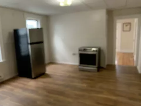 Living - 4 Mott St, Worcester, MA 01604 photo 6 of 9