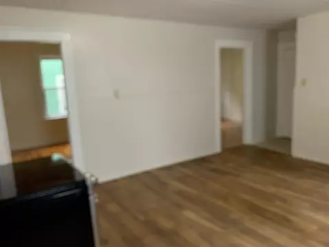 Living - 4 Mott St, Worcester, MA 01604 photo 8 of 9