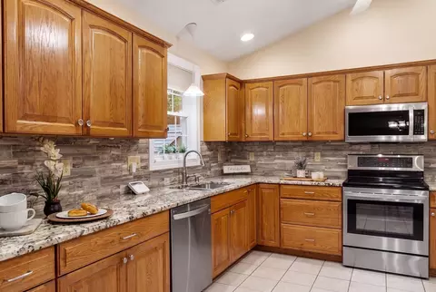 Kitchen - 17 Teddy Rd, Worcester, MA 01603 photo 1 of 7