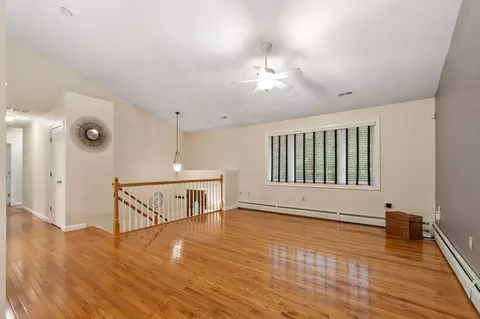 Living - 17 Teddy Rd, Worcester, MA 01603 photo 2 of 6