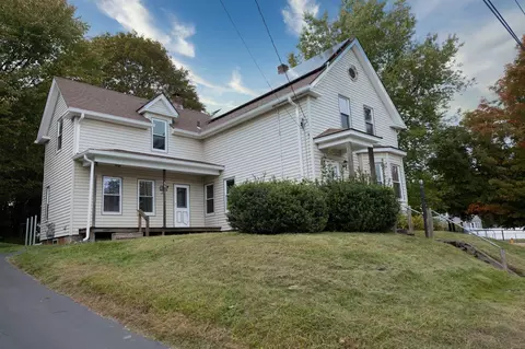 66 Phillips St, Fitchburg, MA 01420
