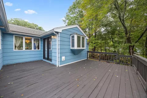 Exterior - 7 Edith Rd, Hudson, MA 01749 photo 7 of 8