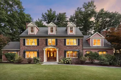 124 Williams Rd, Concord, MA 01742