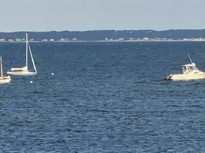 39 Cove St, Mattapoisett, MA 02739