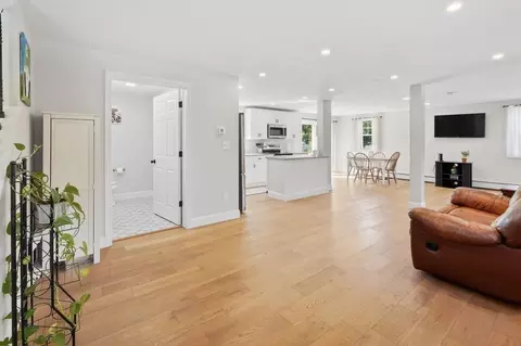 Entry Way - 28 Ash St, Webster, MA 01570 photo 3 of 6