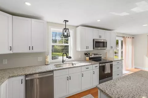 Kitchen - 28 Ash St, Webster, MA 01570 photo 2 of 5