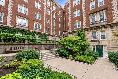 3 Arlington St #35, Cambridge, MA 02140