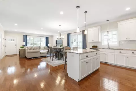 Entry Way - 57 Oak St #57, Needham, MA 02492 photo 3 of 3