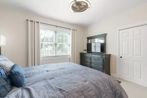Bedroom - 57 Oak St #57, Needham, MA 02492 photo 2 of 4
