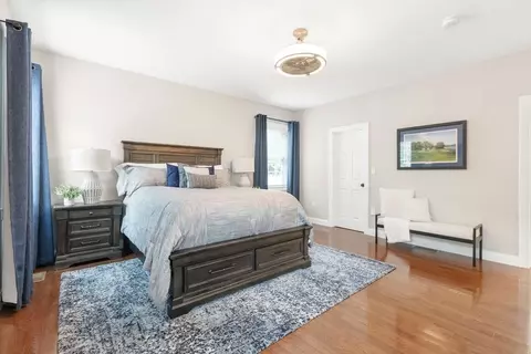 Bedroom - 57 Oak St #57, Needham, MA 02492 photo 4 of 4