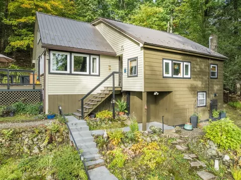 557 Federal St, Belchertown, MA 01007