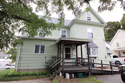 28 Wendell St, Saugus, MA 01906