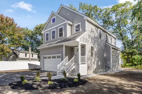48 Beach Rd #C, Salisbury, MA 01952