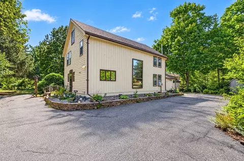 184 Centre St, Danvers, MA 01923