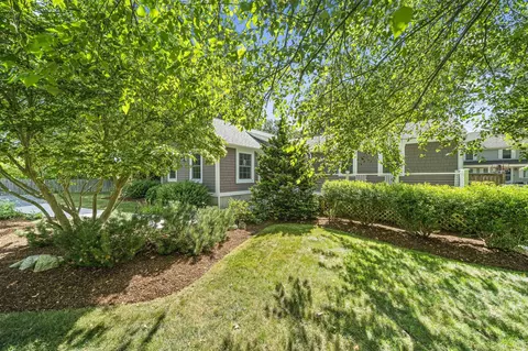 7 Elliot St, Kingston, MA 02364