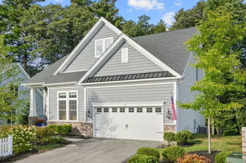38 Barnes Blvd #23, Hudson, MA 01749