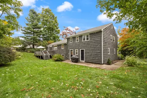 Exterior - 70 Longview Rd, Reading, MA 01867 photo 6 of 6