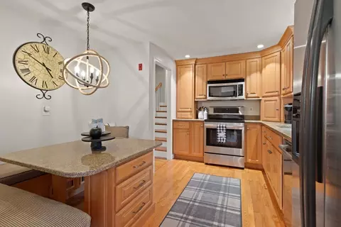 Kitchen - 70 Longview Rd, Reading, MA 01867 photo 1 of 3