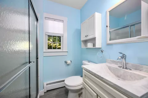 Bath - 340 Main St #1, Centerville, MA 02632 photo 1 of 2
