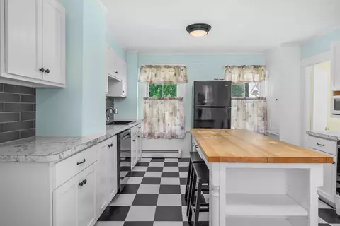 Kitchen - 340 Main St #1, Centerville, MA 02632 photo 3 of 5