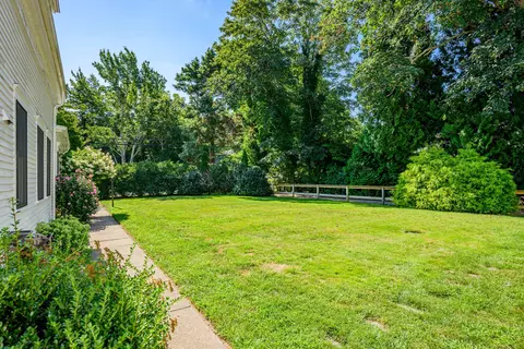 Exterior - 340 Main St #1, Centerville, MA 02632 photo 11 of 15