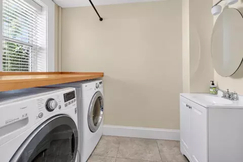 Other - 466 E 3rd St #2, Boston, MA 02127 photo 3 of 4