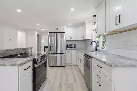 Kitchen - 57 Purgatory Rd, Sutton, MA 01590 photo 1 of 3
