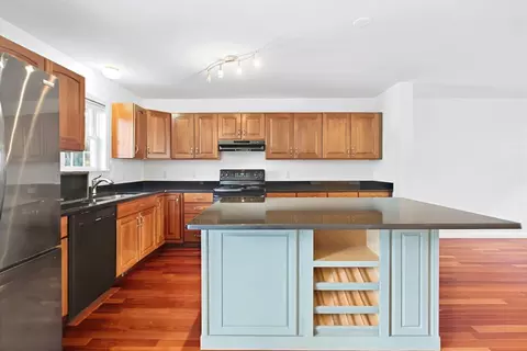 Kitchen - 174 Everett St, Boston, MA 02128 photo 2 of 5