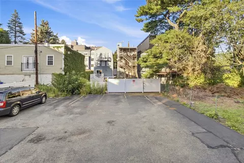Exterior - 174 Everett St, Boston, MA 02128 photo 3 of 4
