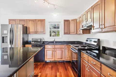 Kitchen - 174 Everett St, Boston, MA 02128 photo 5 of 5