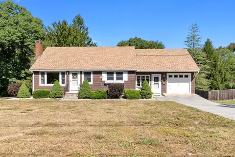 159 Linebrook Rd, Ipswich, MA 01938
