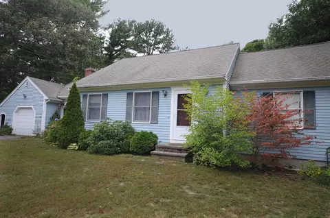 540 Head Of The Bay Rd, Bourne, MA 02532