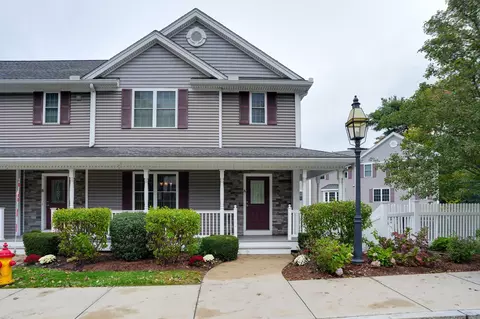 264 Winn St UNIT A, Burlington, MA 01803