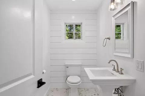 Bath - 9 Estrella Ln, Teaticket, MA 02536 photo 1 of 6